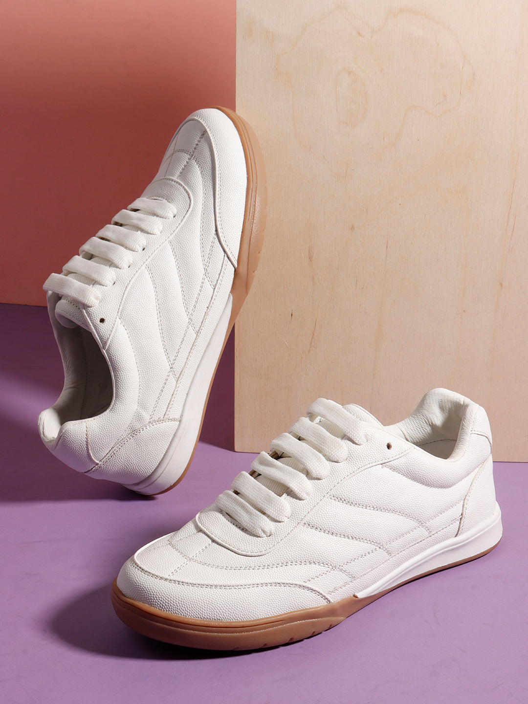 PureMotion Sneakers